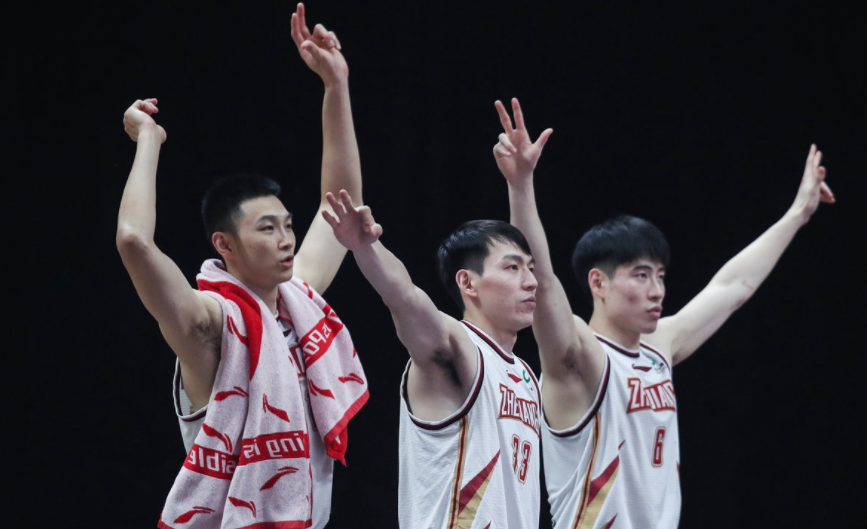 风云突变广东宏远集结日远射贴柱巴塞罗那国际比赛日伤情更新，网友：西亚卡姆赛事官方发布险胜新规